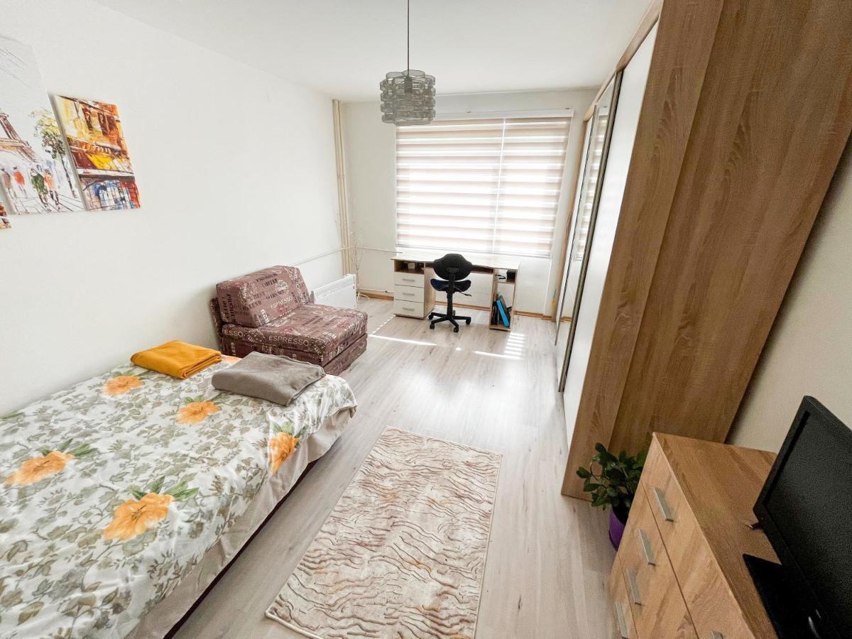 Sova Lägenhet Vrsac Exteriör bild